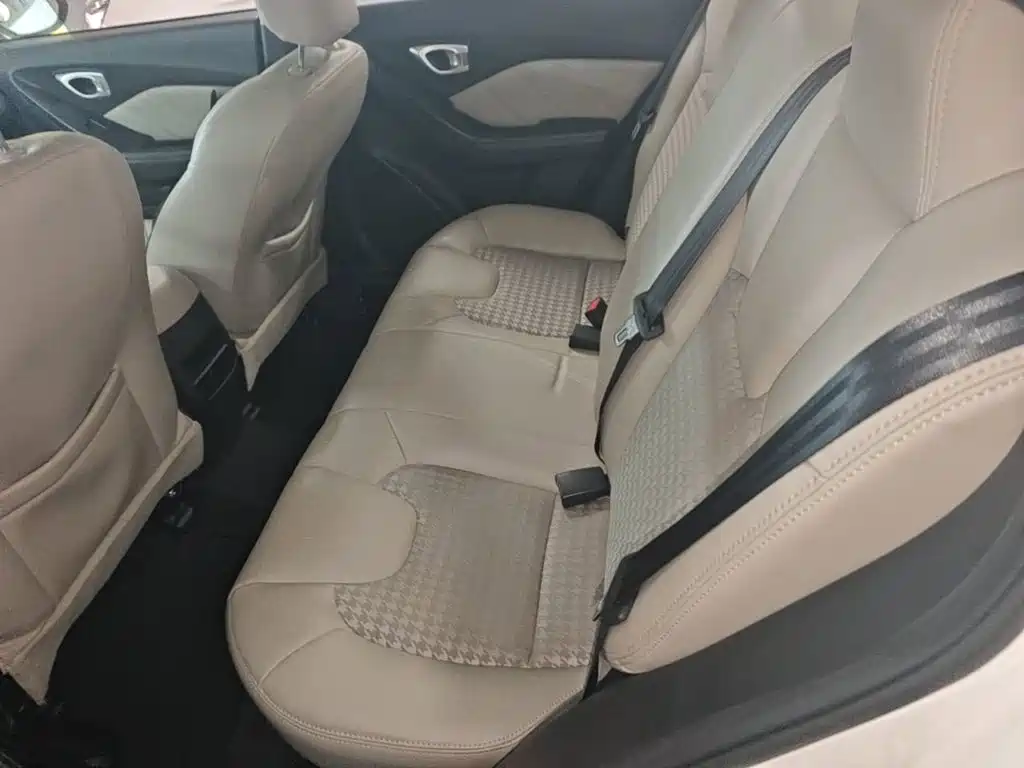 GAC Trumpchi Trumpchi GA3S Vision 2017 2016 200T Manual Elite Edition