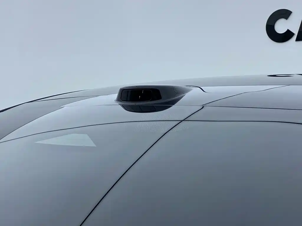 Li Auto i6 2025 2025 4WD Base Model