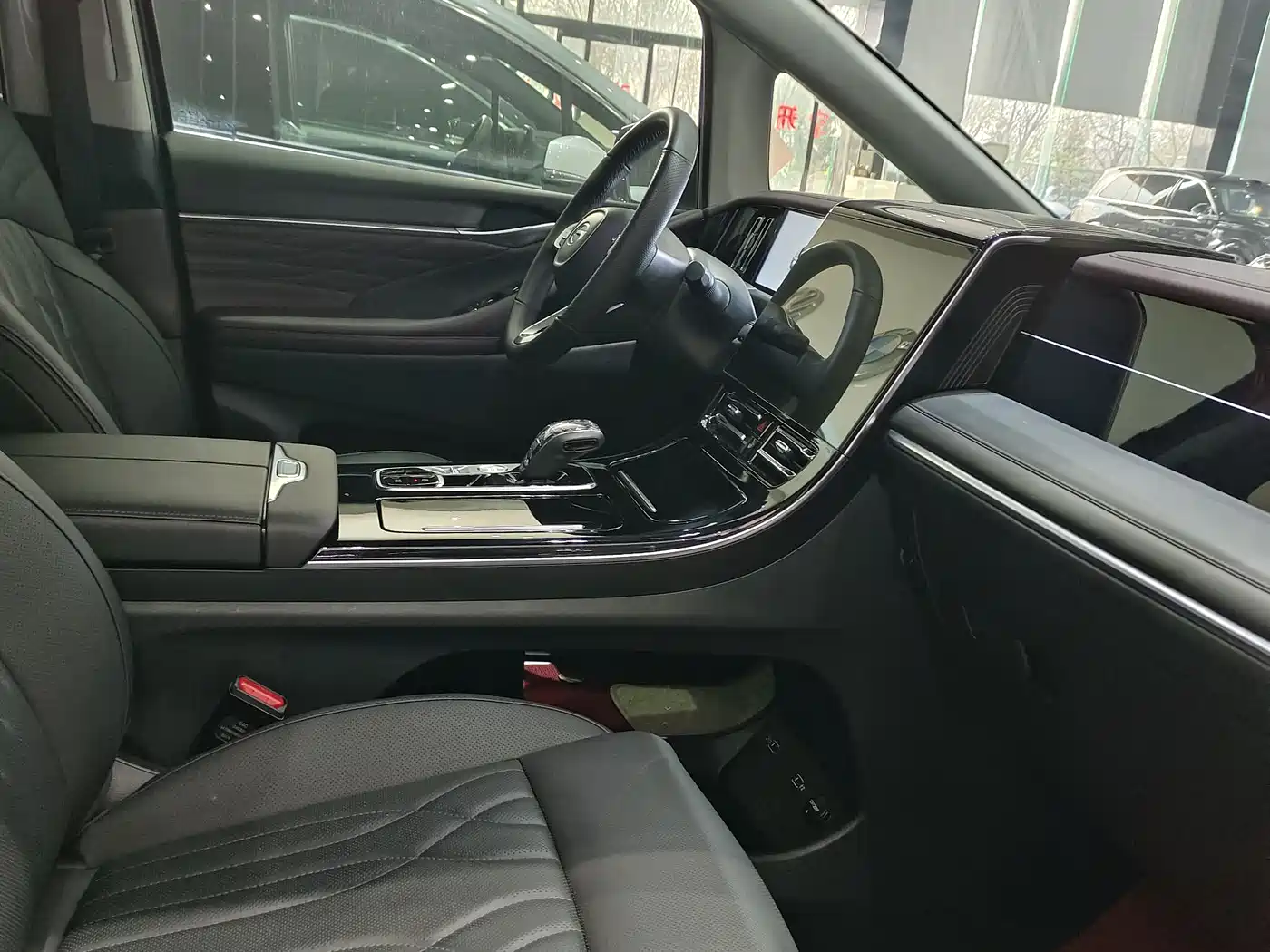 GAC Trumpchi Trumpchi M8 2024 Master Series 400T Premium Edition фото 9