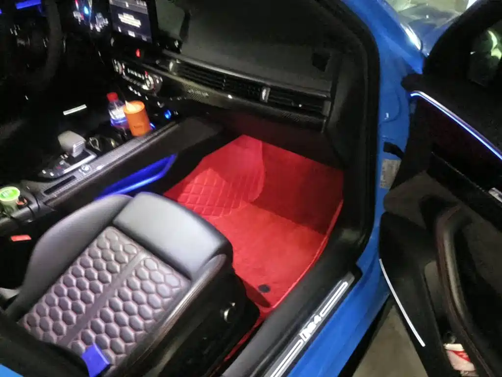 Audi RS4, миниатюра 13
