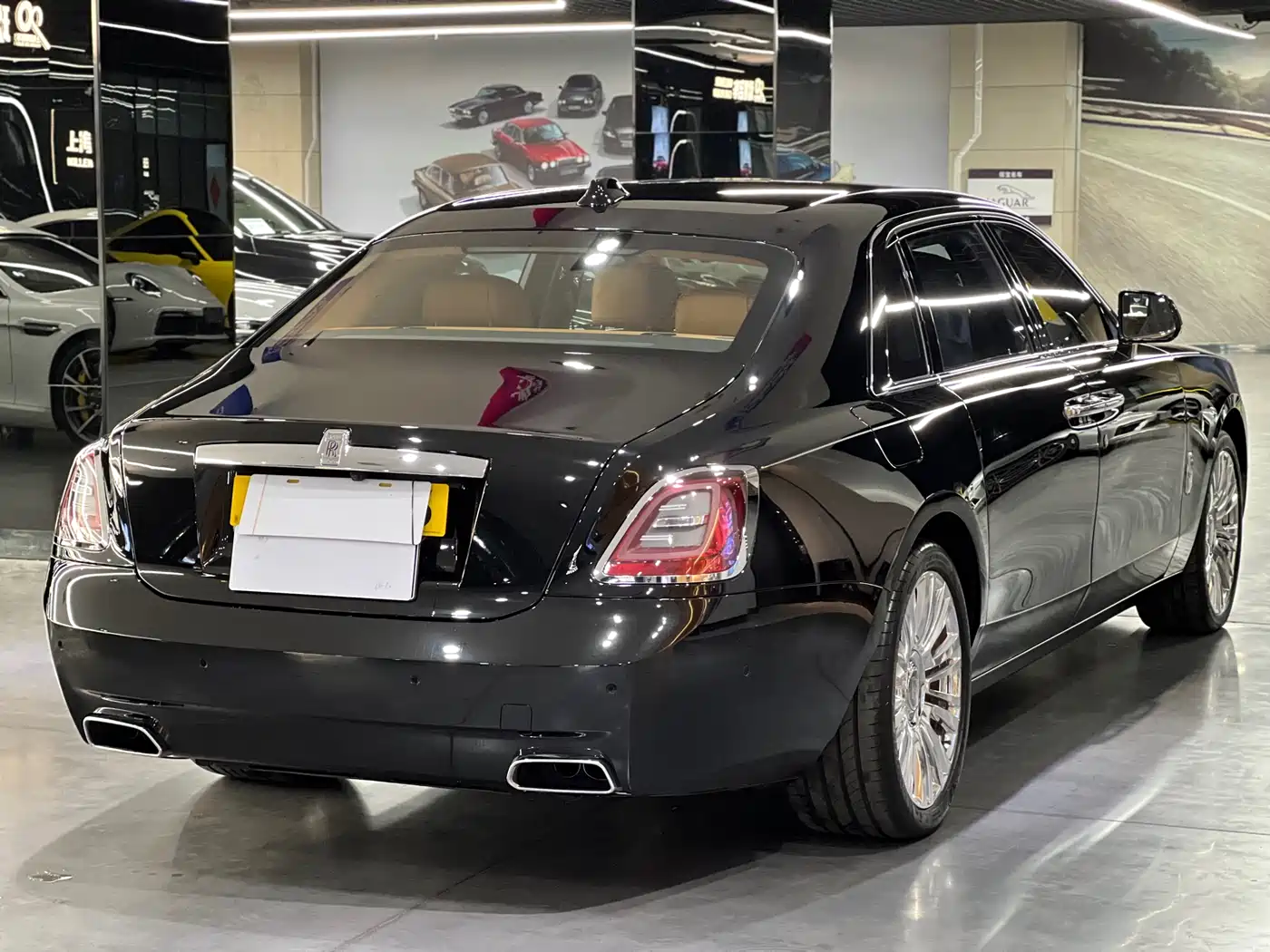 ROLLS-ROYCE GUST