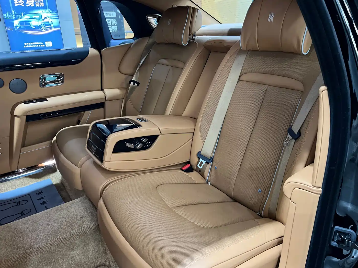 ROLLS-ROYCE GUST