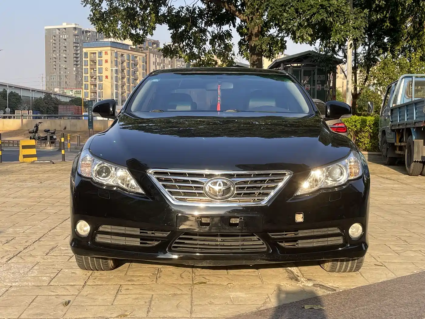 Toyota Reiz 2010 2.5V Elegance Elite Edition фото 3