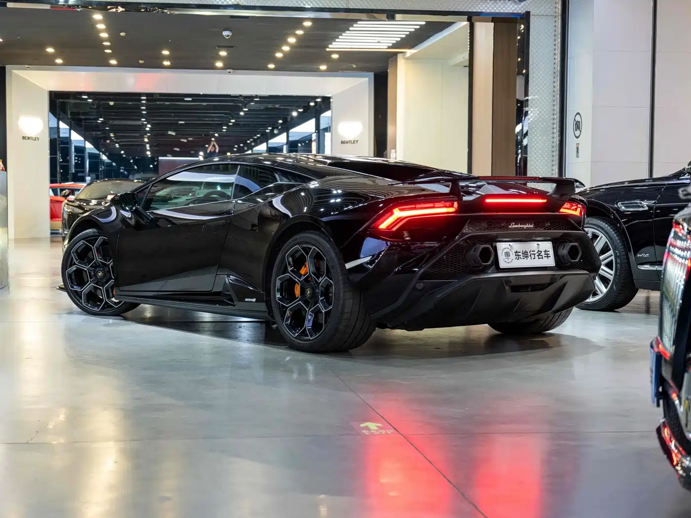 LAMBORGHINI HURACÁN