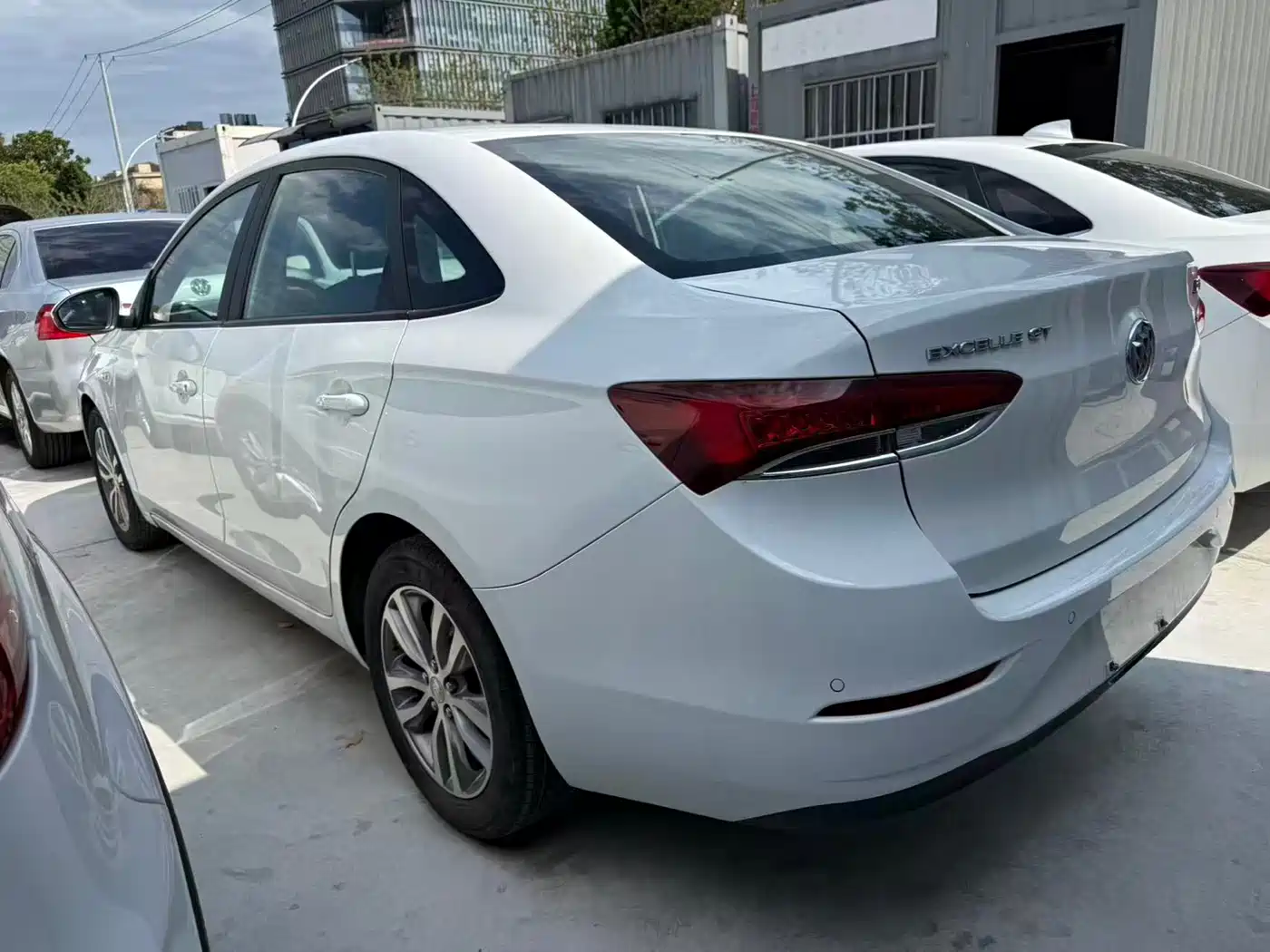 Buick Excelle 2021 Facelift 1.3T Auto Mild Hybrid Elite фото 8