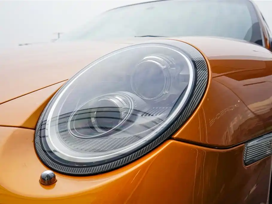 Porsche 911 2010 Carrera 4 Cabriolet 3.6L фото 8