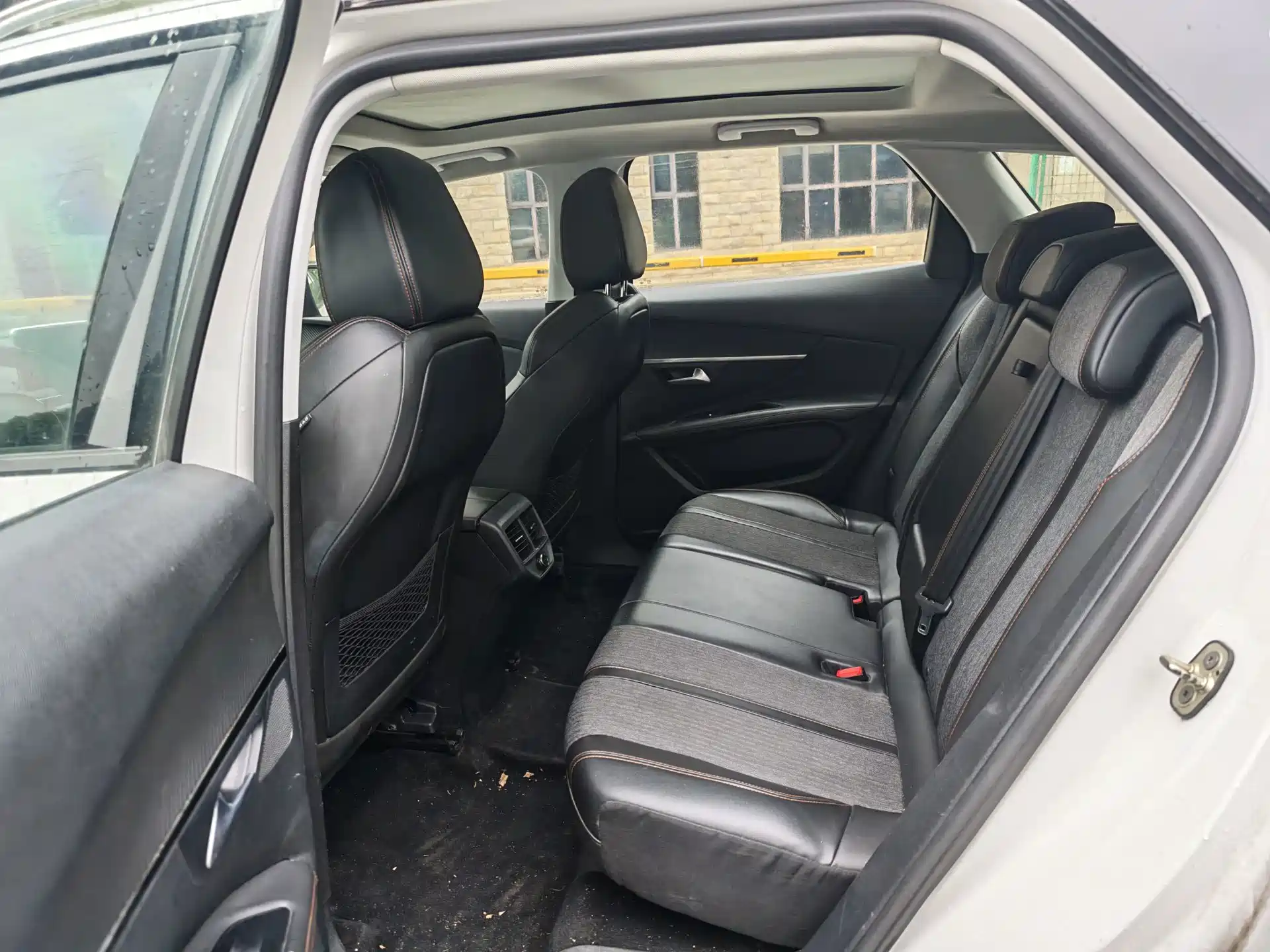 Фото 6 - Peugeot 4008