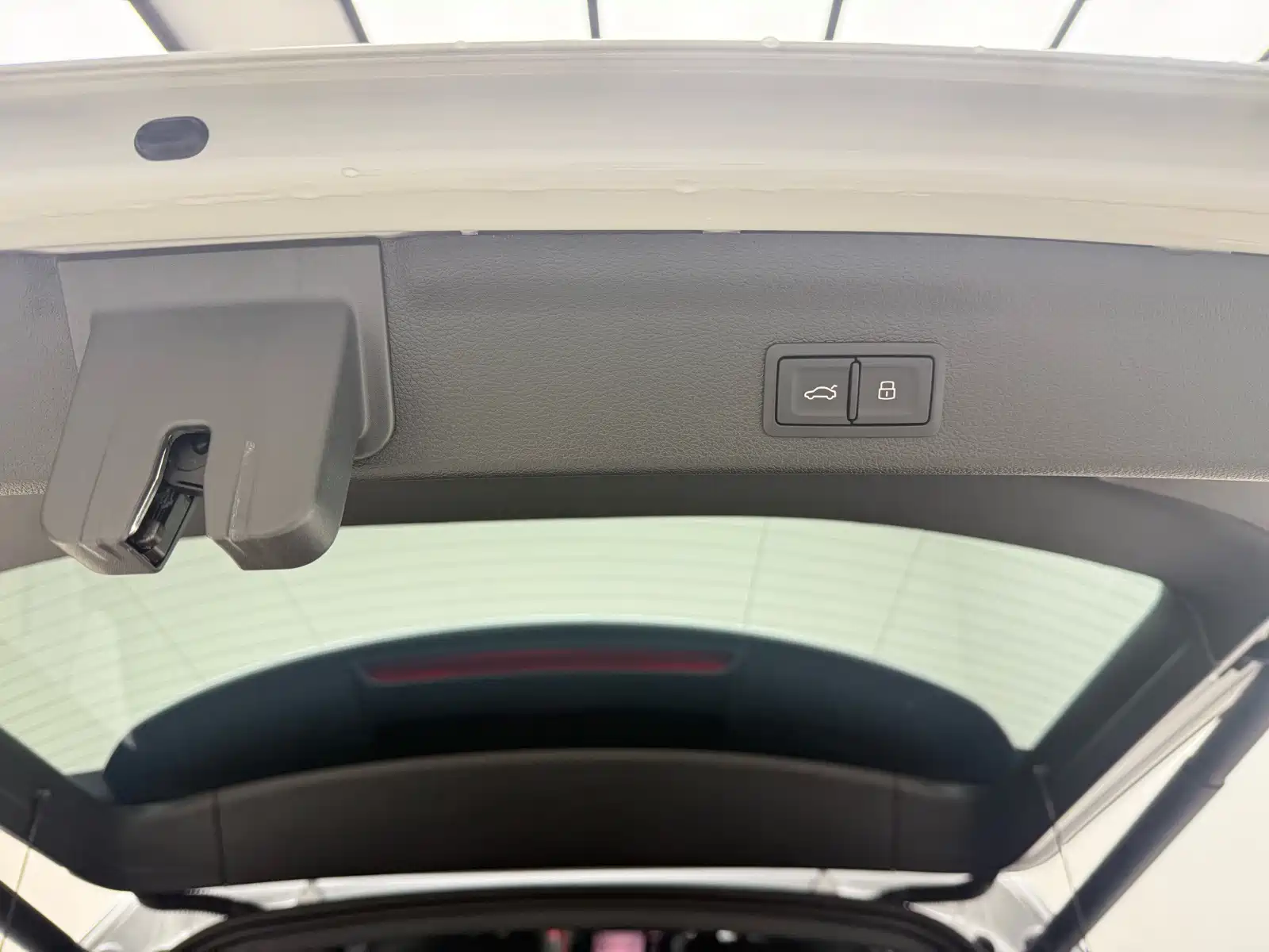 Photo 16 - Audi Q3