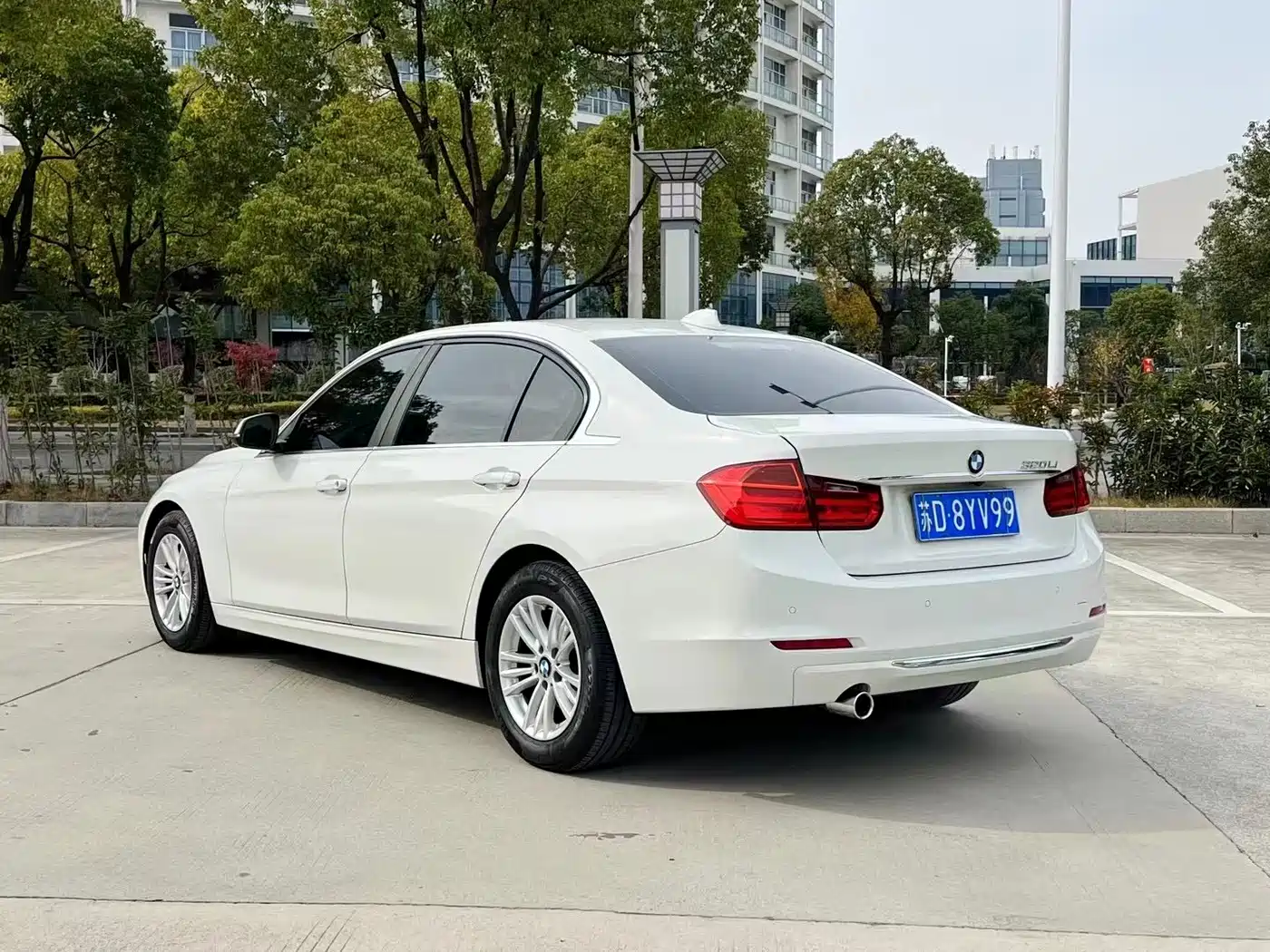 BMW 3 Series 2014 320Li Fashion фото 3