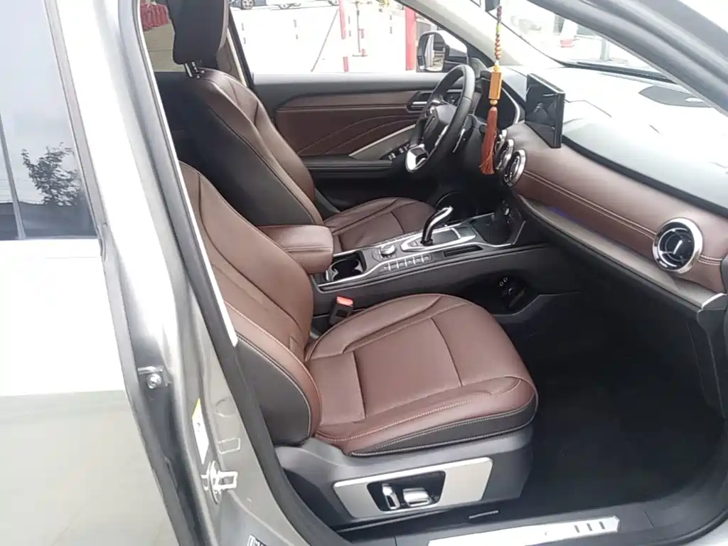 WEY VV6 2021 2021 2.0T 2WD Smart Enjoyment+