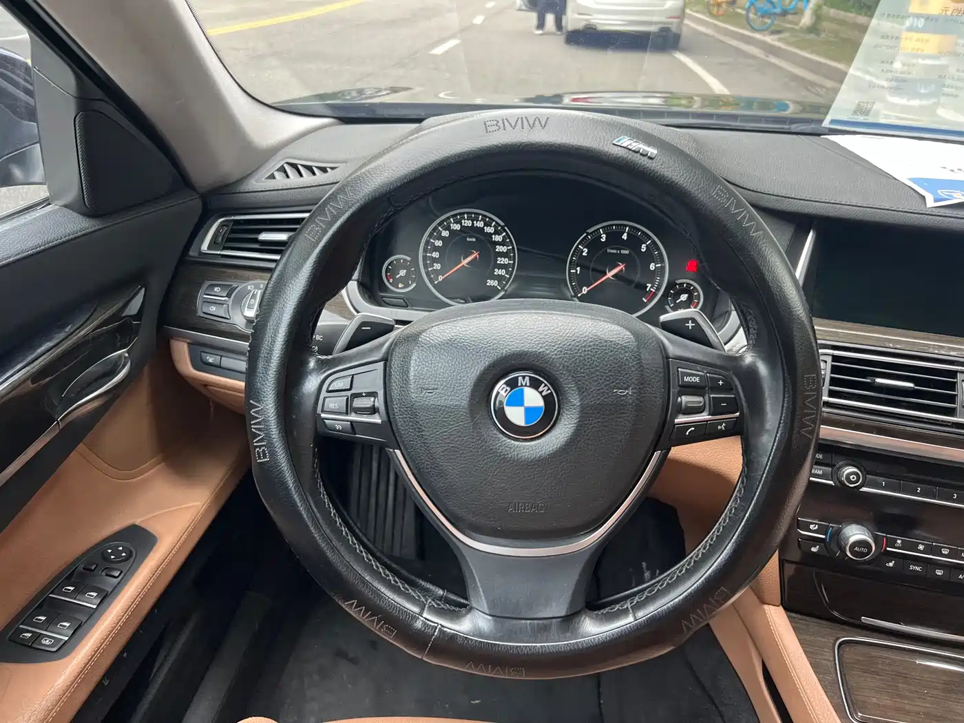 Фото 30 - BMW 7 Series