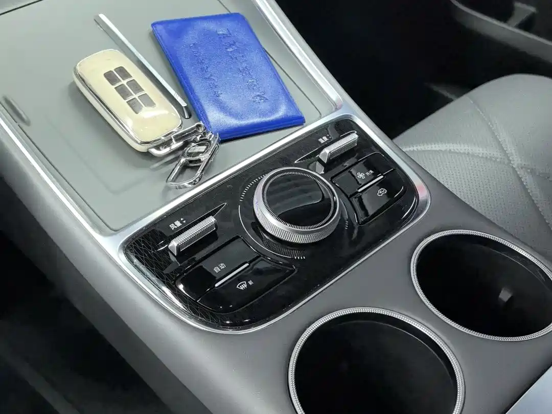 GEELY GALAXY GALAXY L6