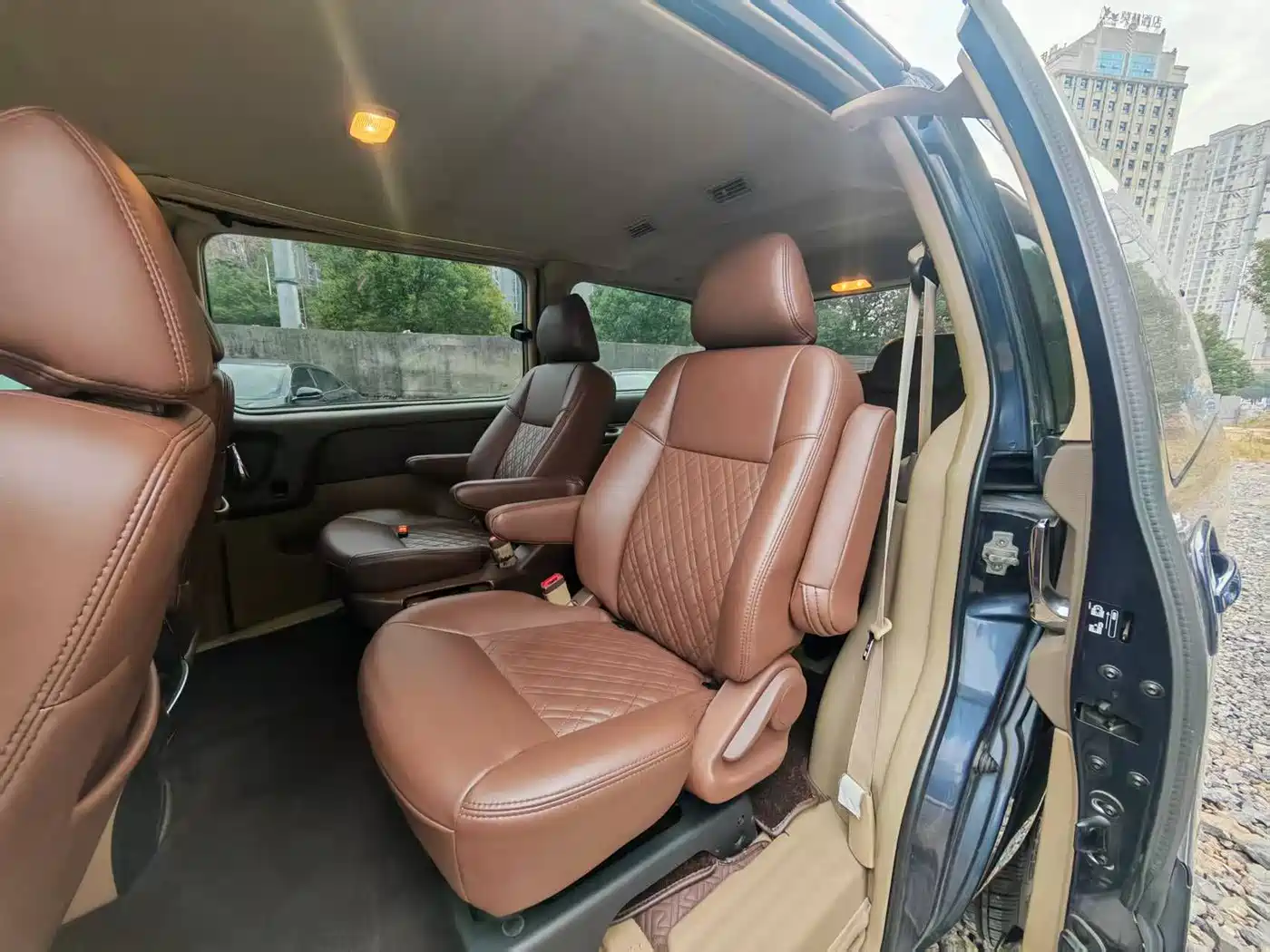 Buick GL8 2014 2.4L Classic Edition фото 5