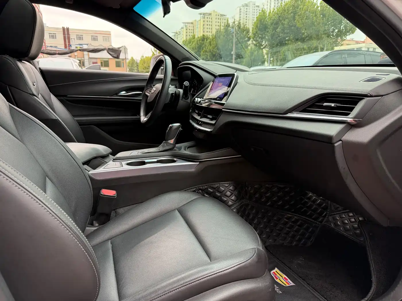 Cadillac CT4 2024 2023 25T Luxury Model