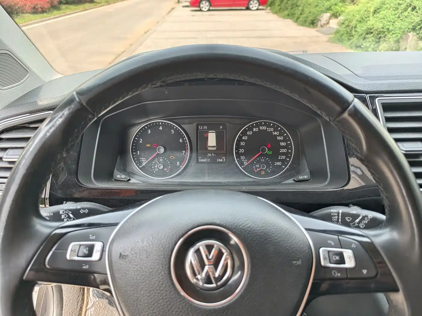Volkswagen Multivan 2018 2017 2.0TSI 2WD Luxury 7-Seater