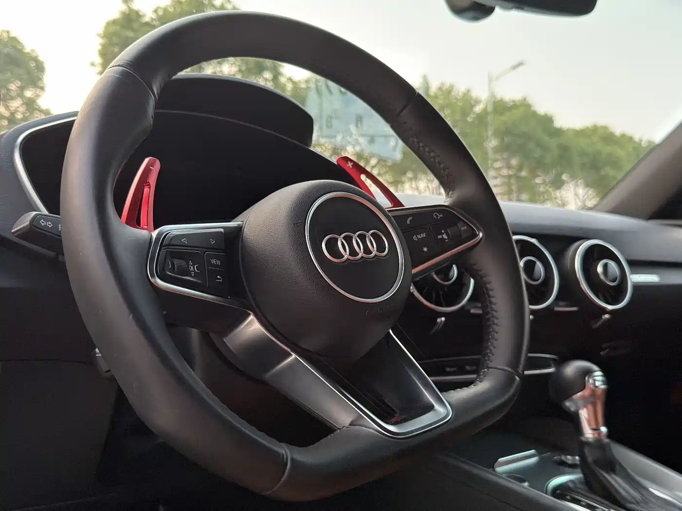 Audi TT 2015 TT Coupe 45 TFSI quattro фото 6