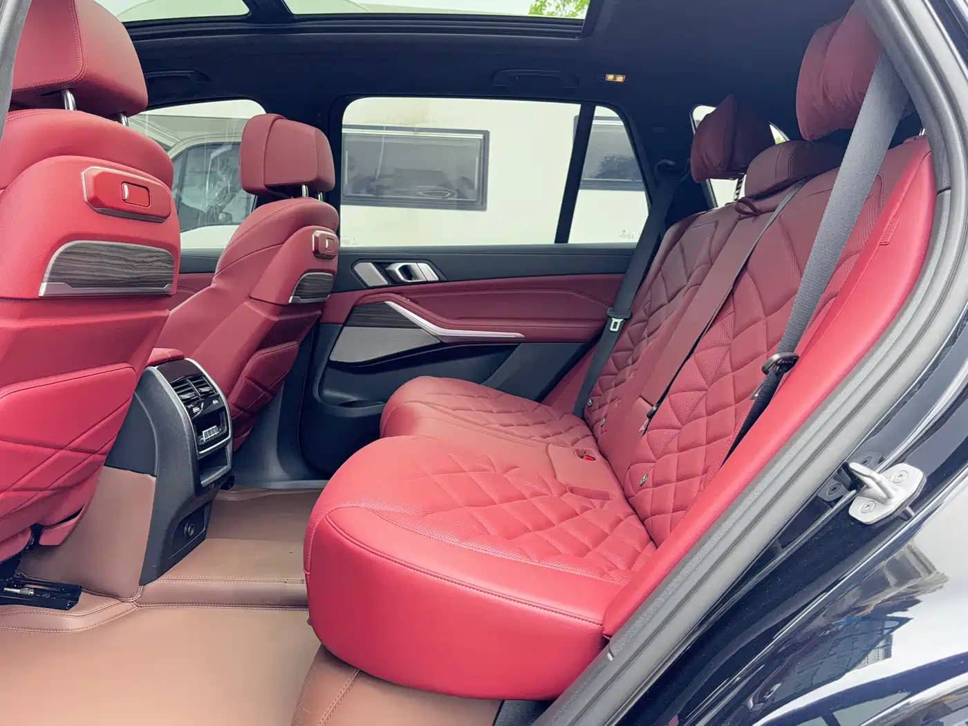 BMW X5 2023 xDrive 40Li M Sport Package фото 12