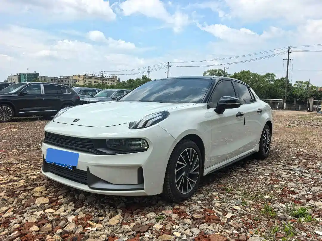 Lynk & Co 03 2021 2.0TD Auto Jin Plus