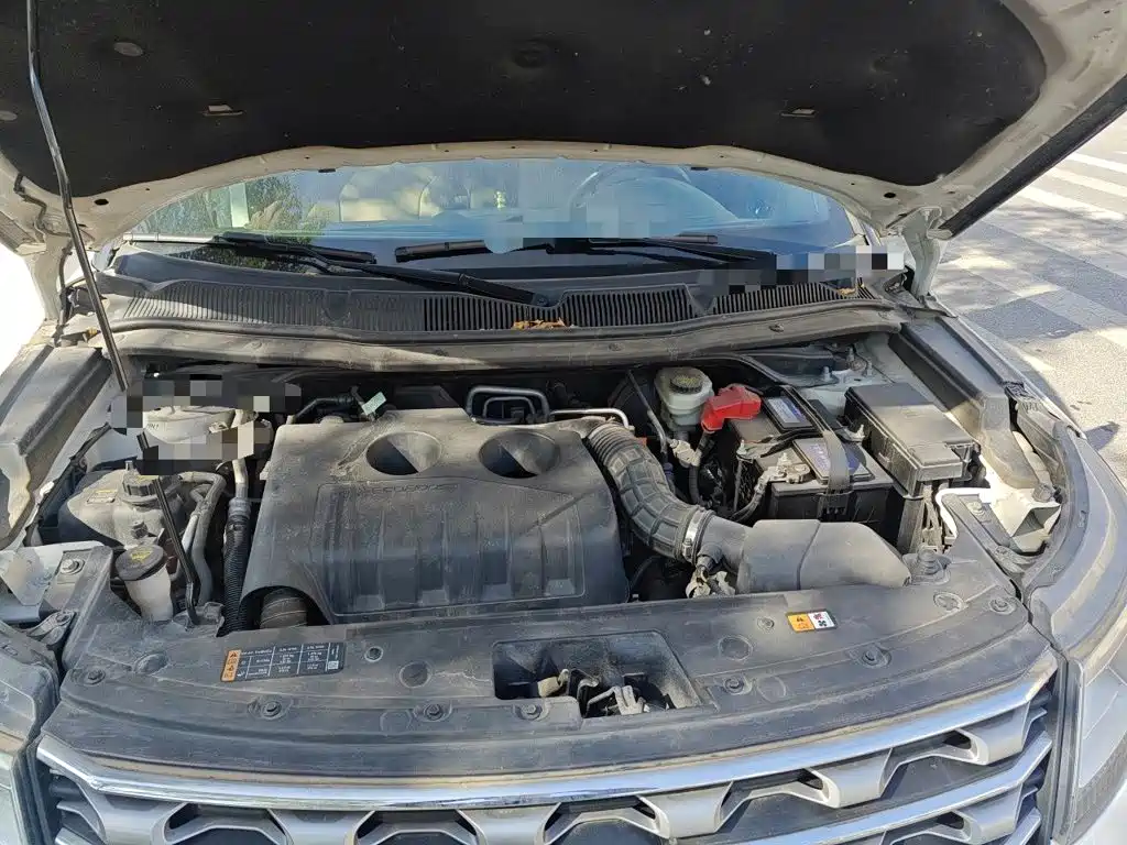 Photo 16 - Ford Explorer (Import)