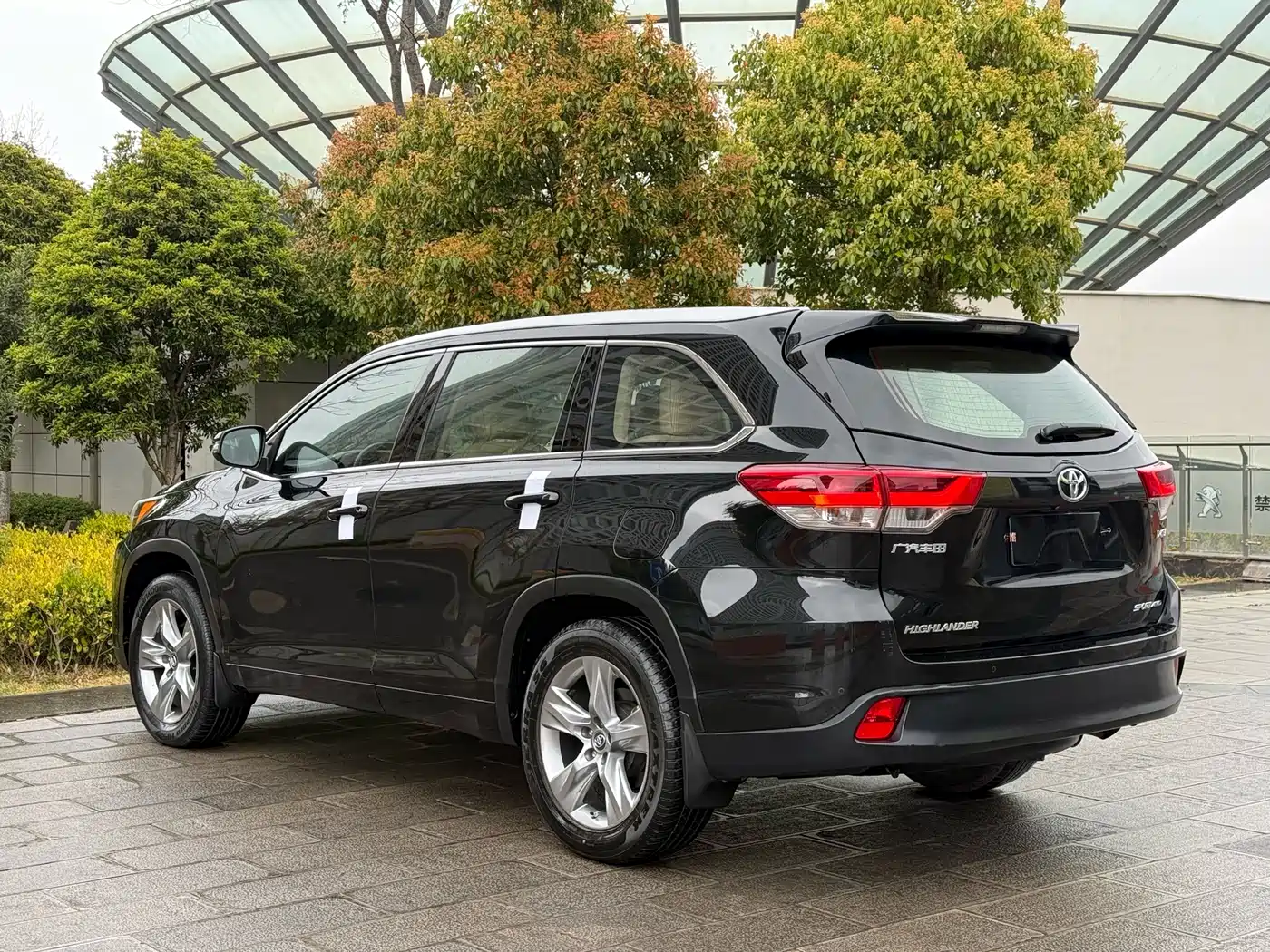 Toyota Highlander 2018 2.0T 4WD Luxury 7-seater China VI фото 7