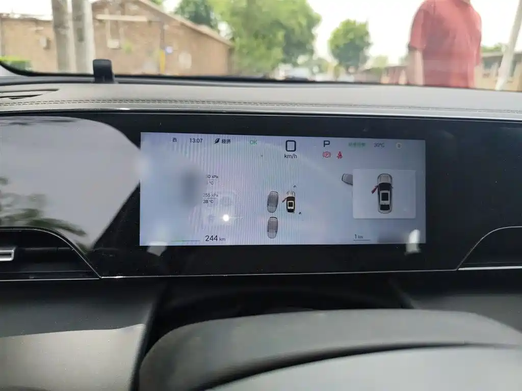 BYD Qin L 2025 EV 470KM Leading Edition фото 4