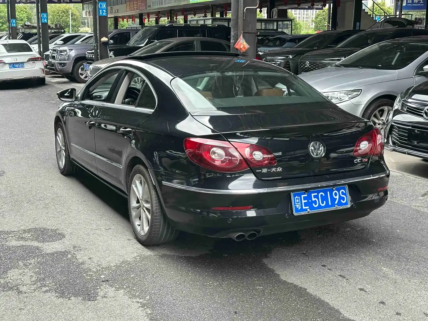Volkswagen FAW-Volkswagen CC 2010 2.0TSI Luxury фото 4