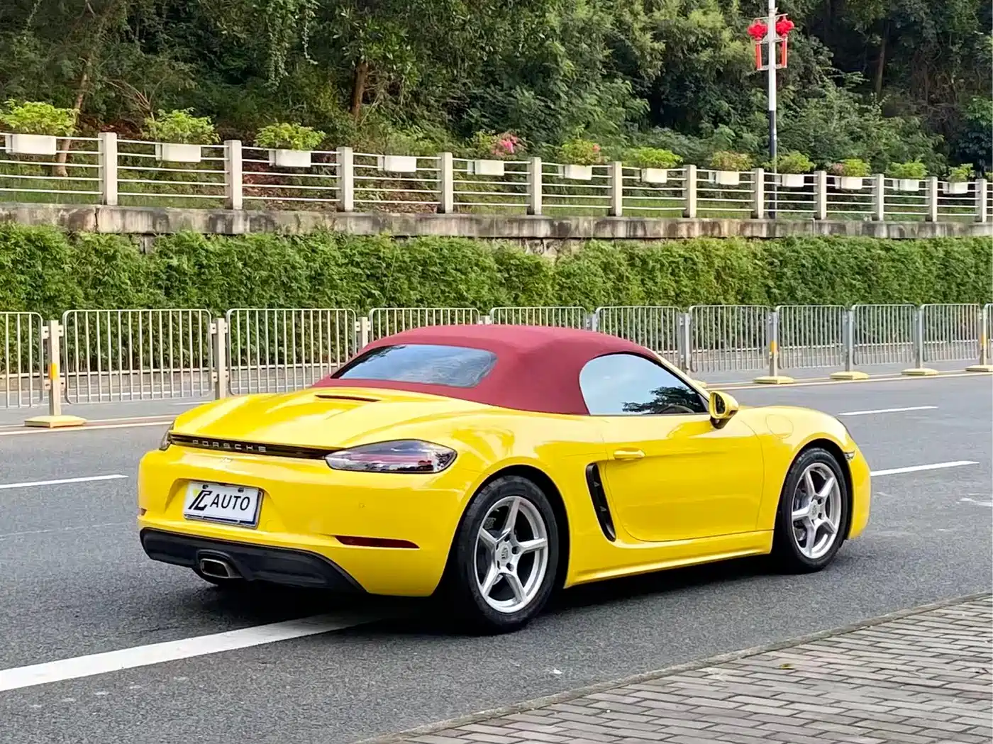 Porsche 718 2022 Boxster 2.0T фото 11