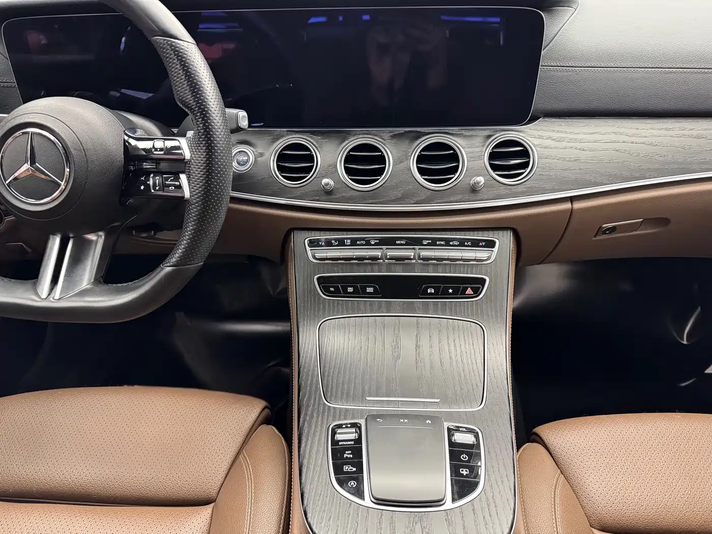 Mercedes-Benz E-Class 2022 E 300 L Luxury фото 8