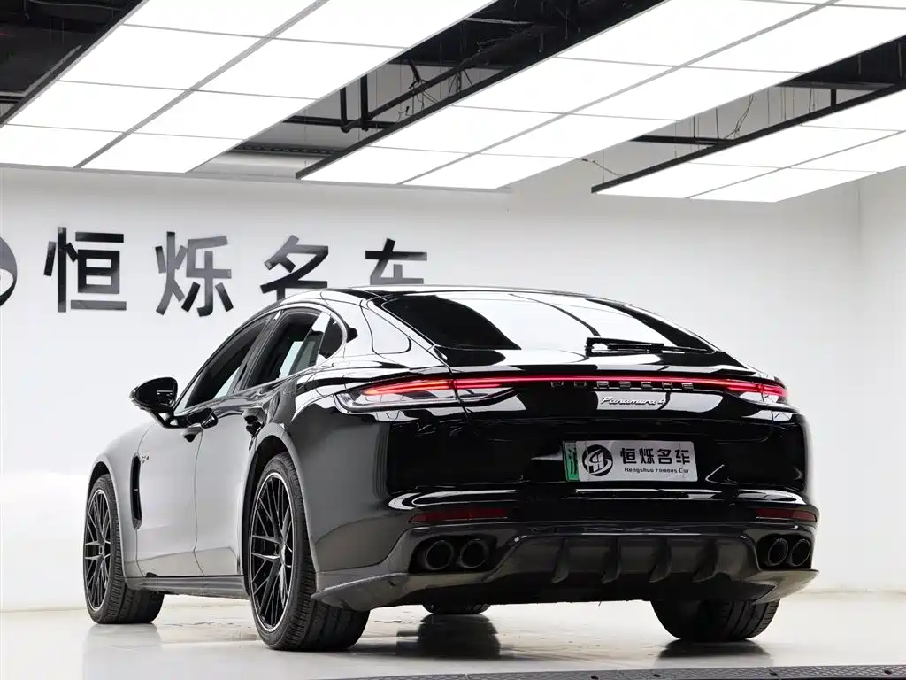 Porsche Panamera New Energy 2018 Panamera 4 E-Hybrid 2.9T фото 22