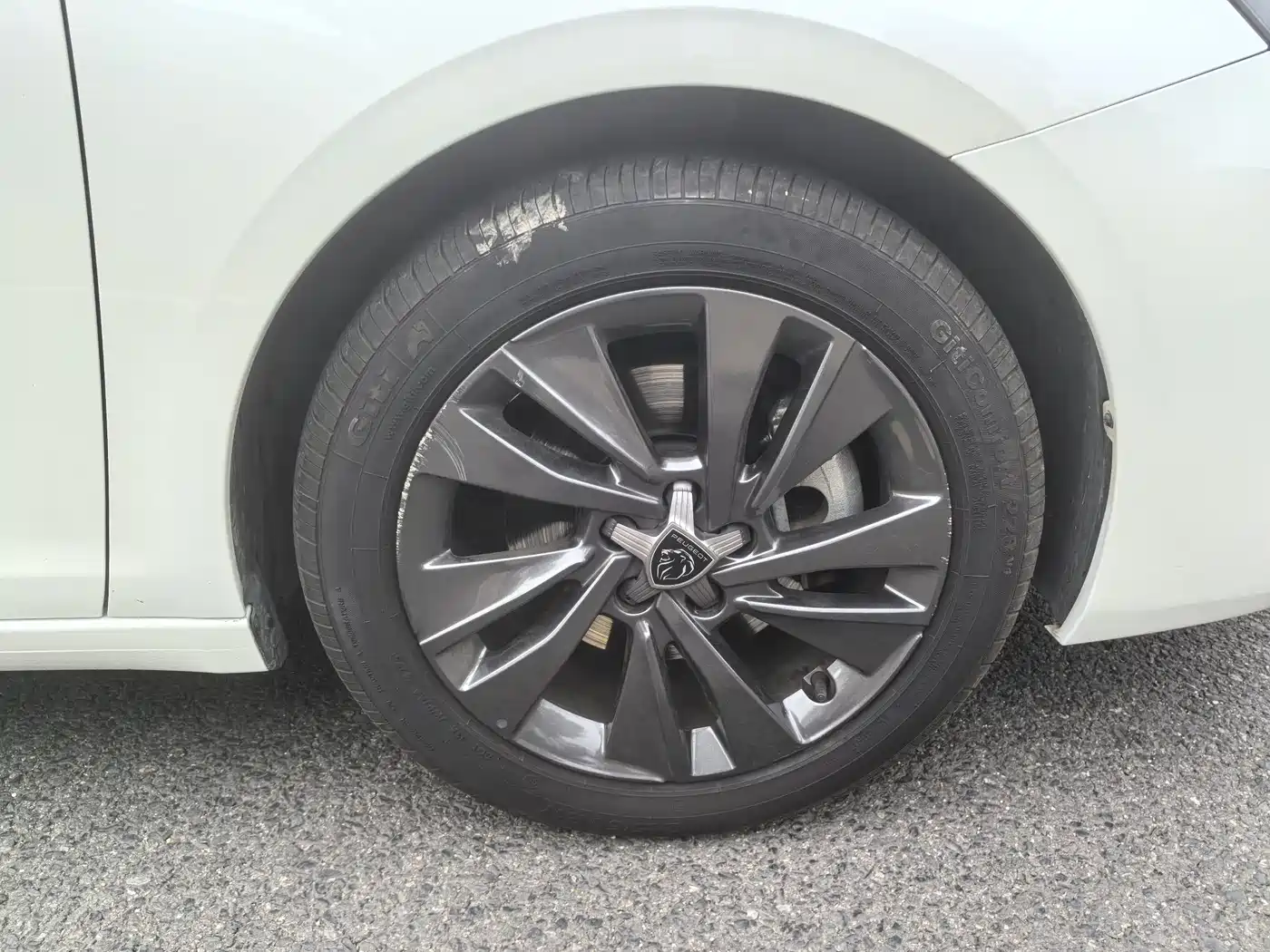 Peugeot 408 2022 1.6T Progressive Edition фото 9