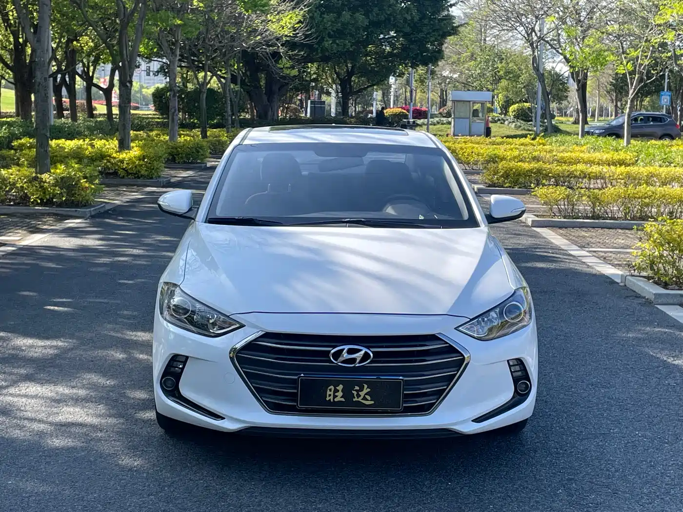 Hyundai Elantra 2018 1.4T DCT Dynamic·Vitality Model фото 3