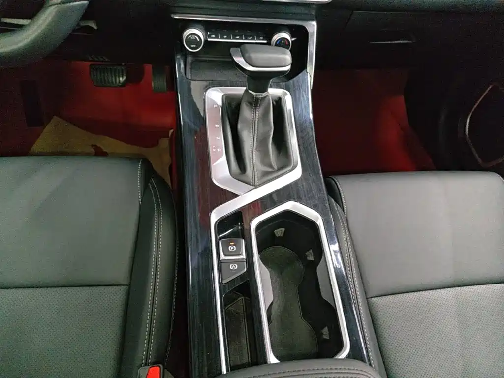 Photo 14 - Geely Coolray