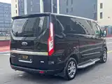 Photo 4 - Ford Tourneo
