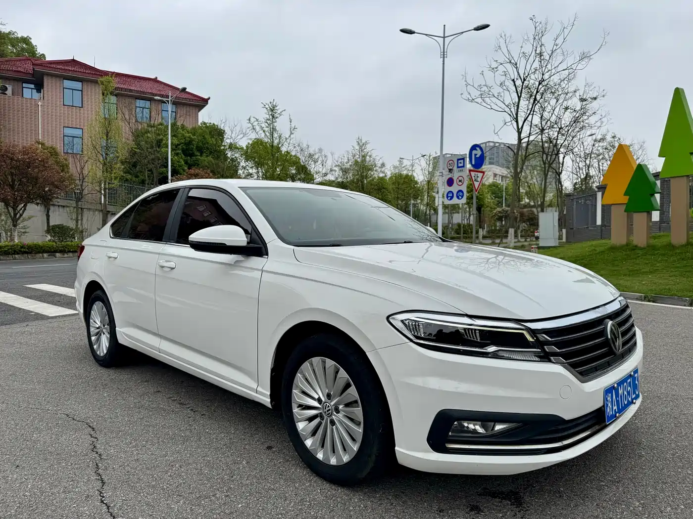 Volkswagen Lavida 2019 1.5L Auto Vision Edition China V фото 4