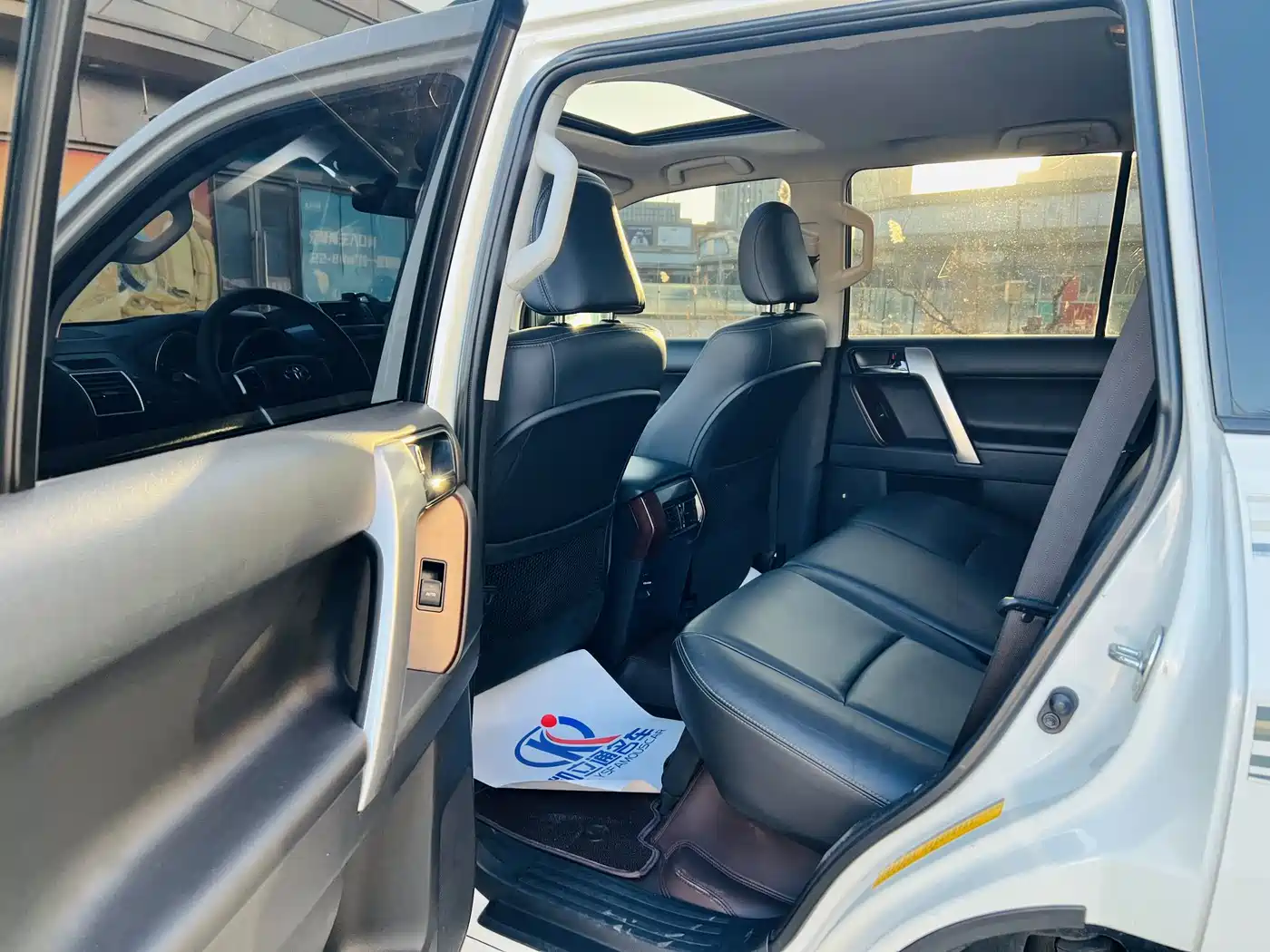 Toyota Prado 2016 3.5L Auto TX-L фото 5