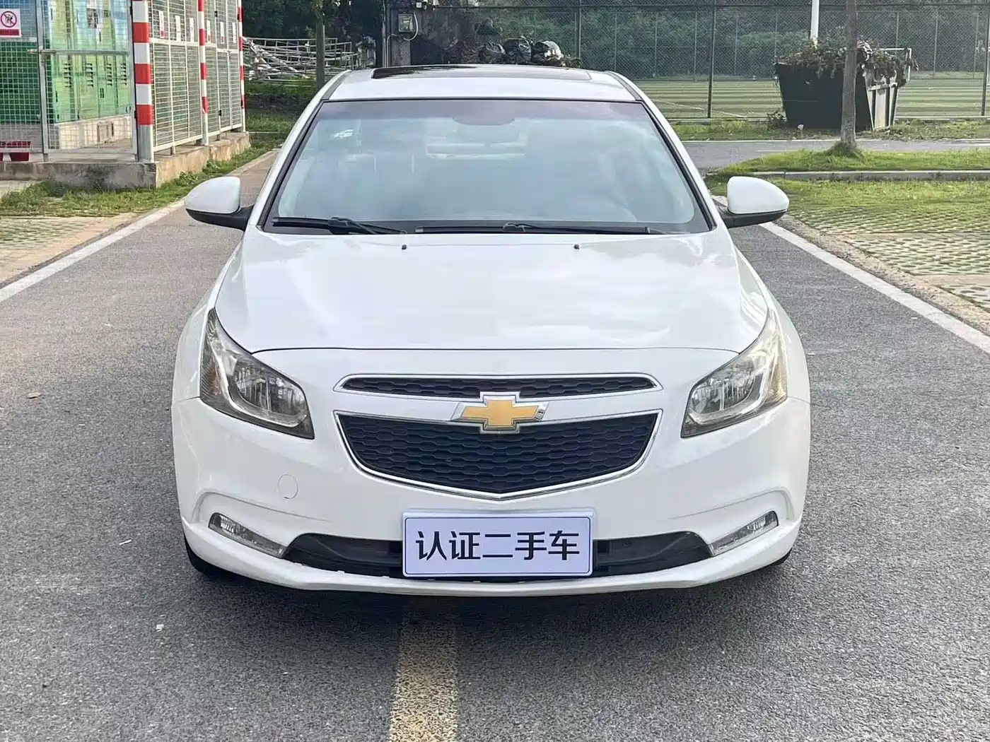 Chevrolet Cruze 2015 1.5L Classic SE AT фото 2