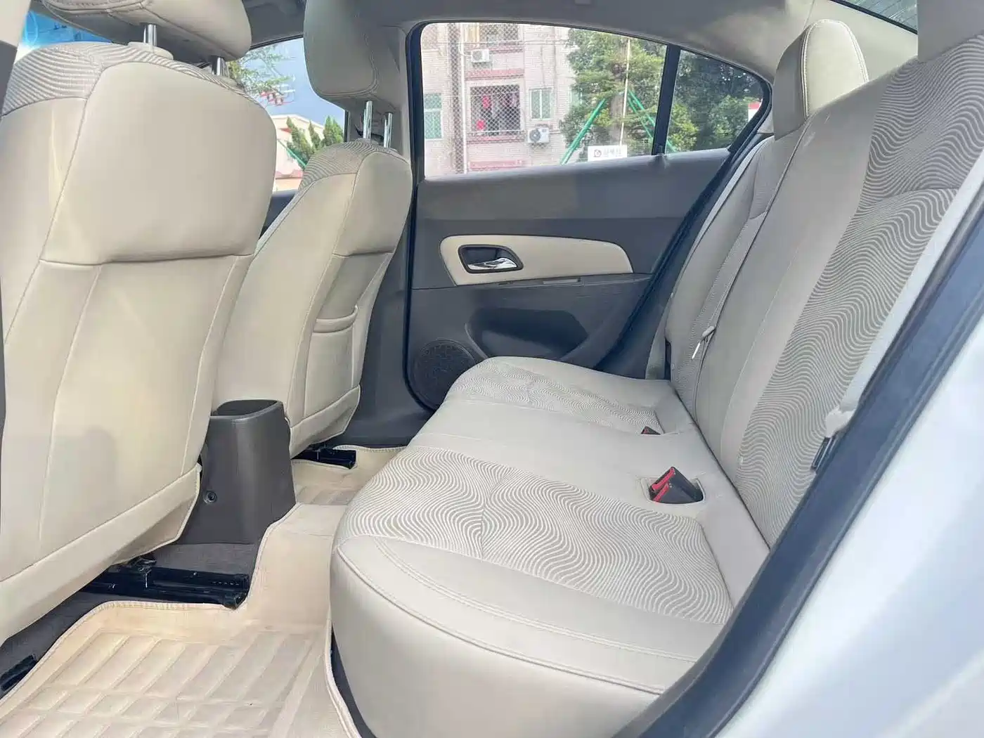 Chevrolet Cruze 2015 1.5L Classic SE AT фото 13