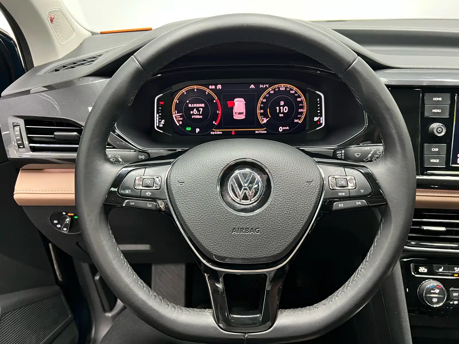 Фото 43 - Volkswagen Tharu