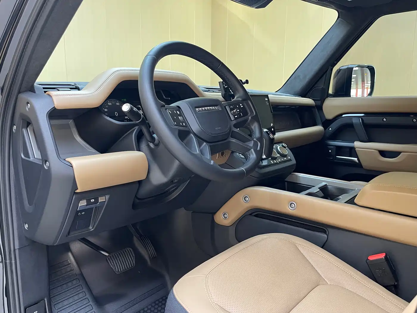 Land Rover Defender 2025 2025 110 3.0T P400 -Dynamic HSE