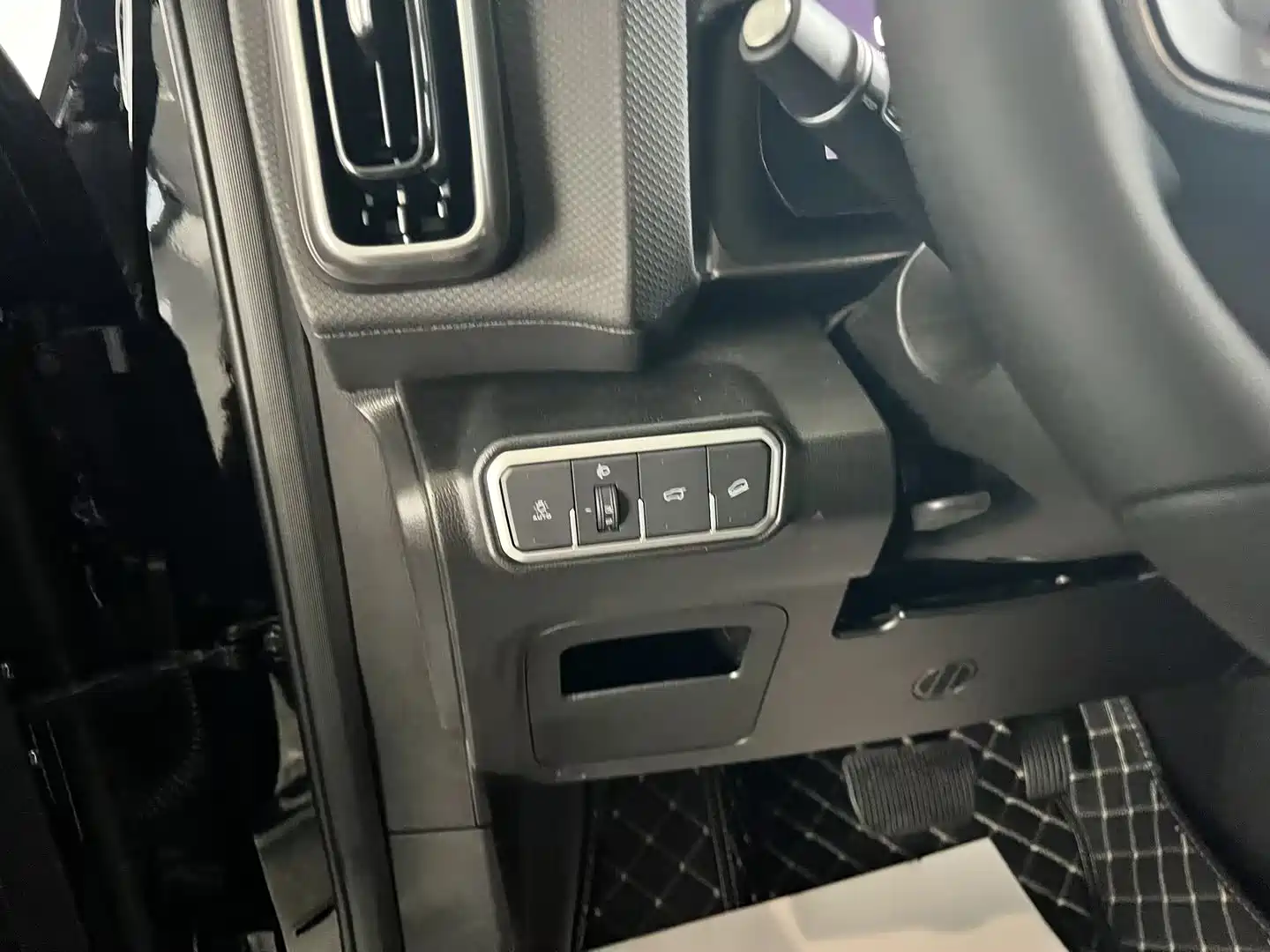 Фото 8 - Haval Dargo