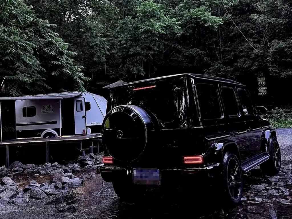 MERCEDES-BENZ G-CLASS