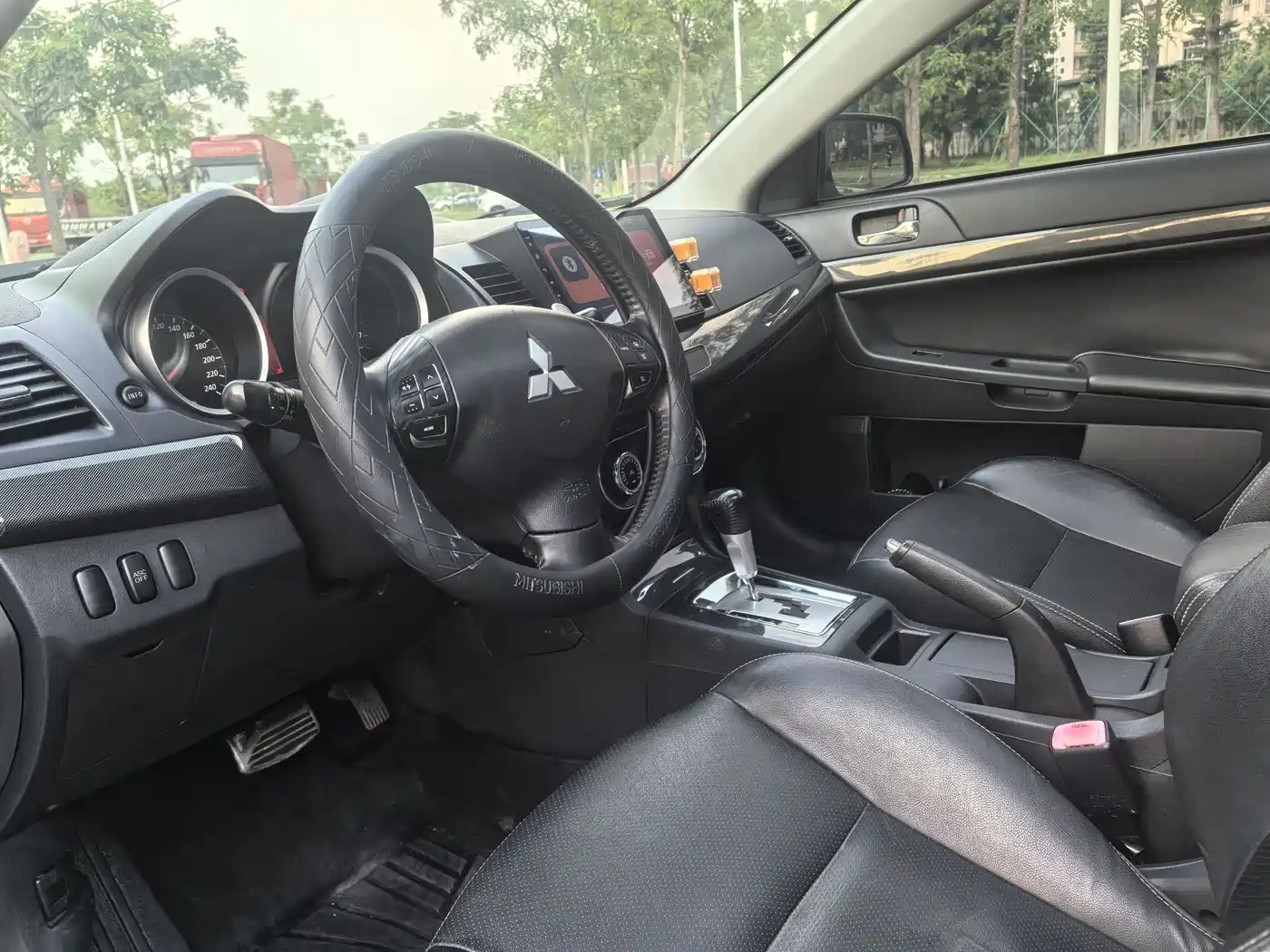 Mitsubishi Lancer EX 2012 Zhishang 1.8L CVT Luxury фото 8