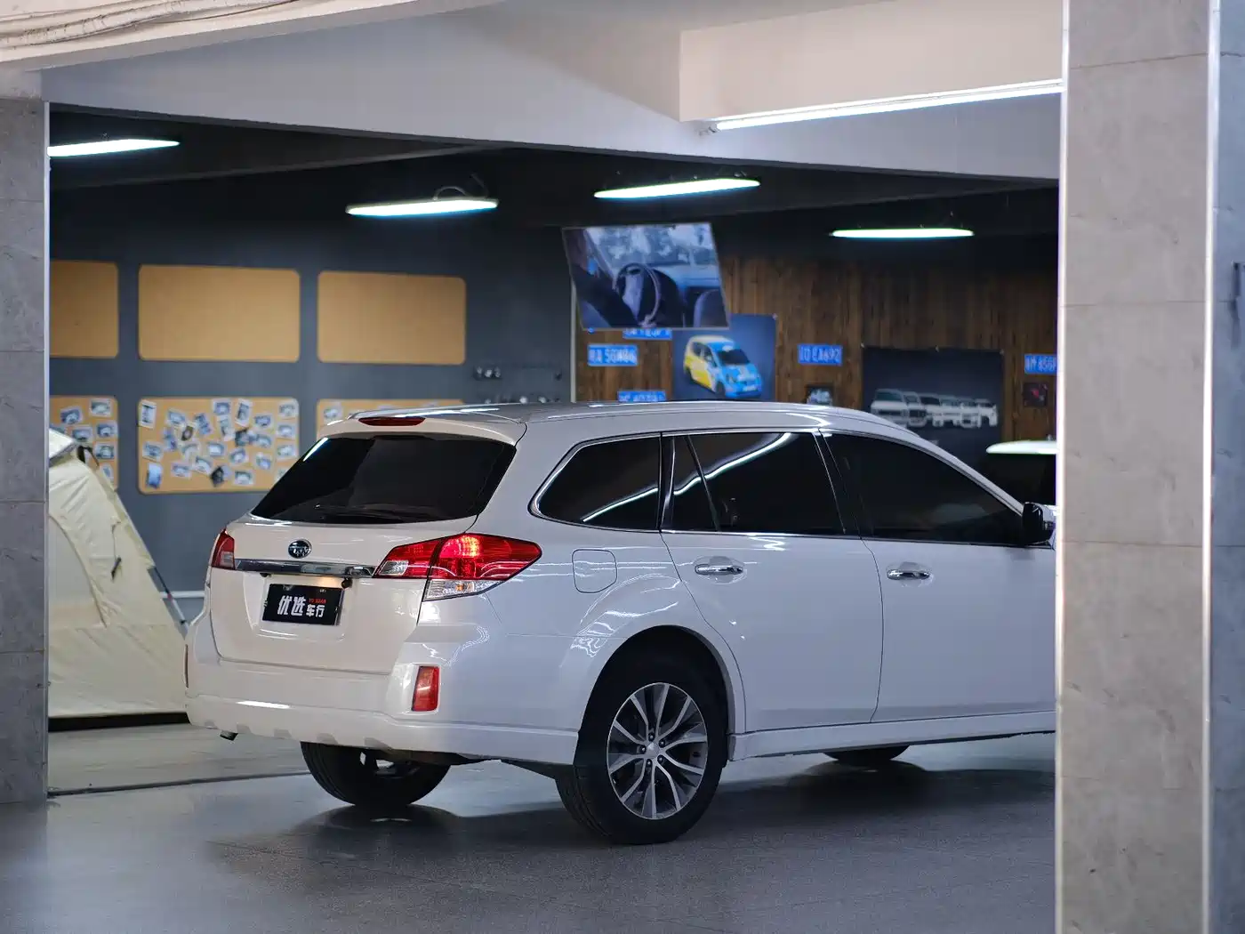 Фото 4 - Subaru Outback