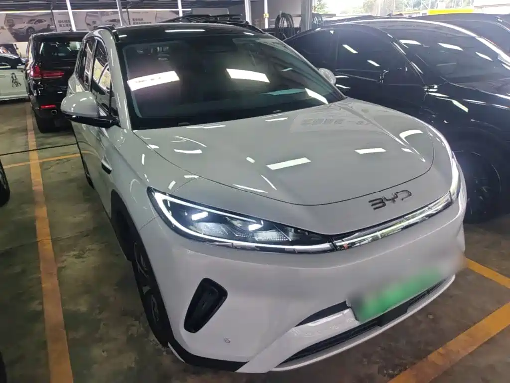 Photo 4 - BYD Hai Shi 05 EV