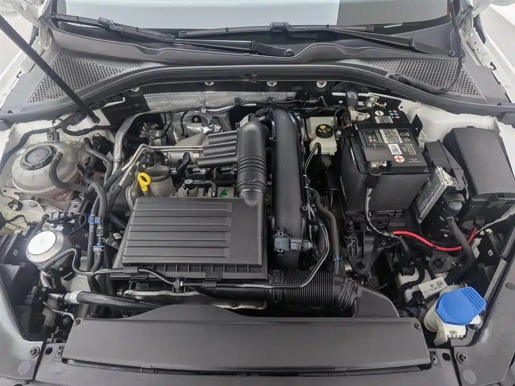 Volkswagen Lamando 2021 Facelift 280TSI DSG Comfort Edition фото 6