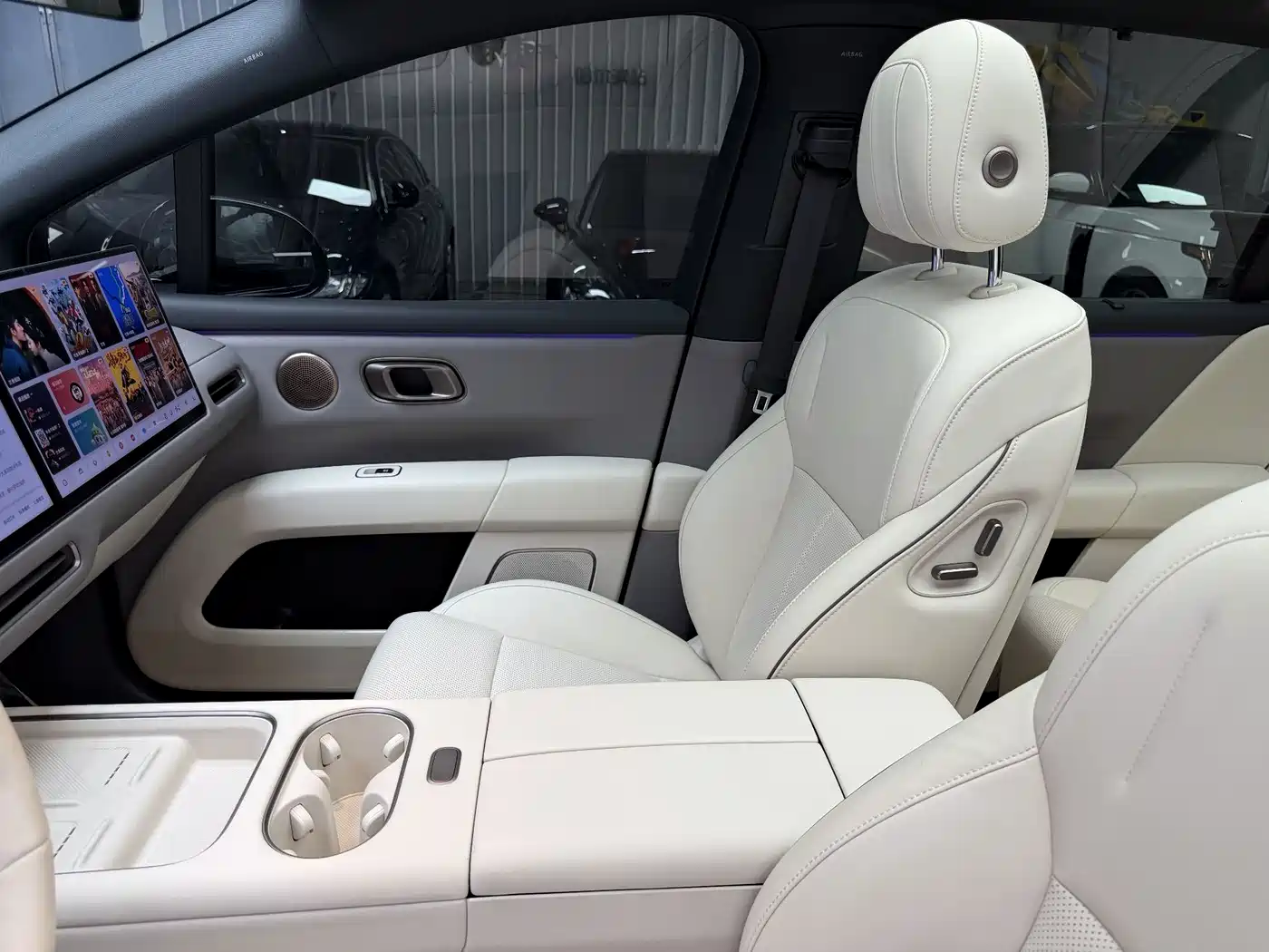 Li Auto i6 2026 2025 2WD Base Model
