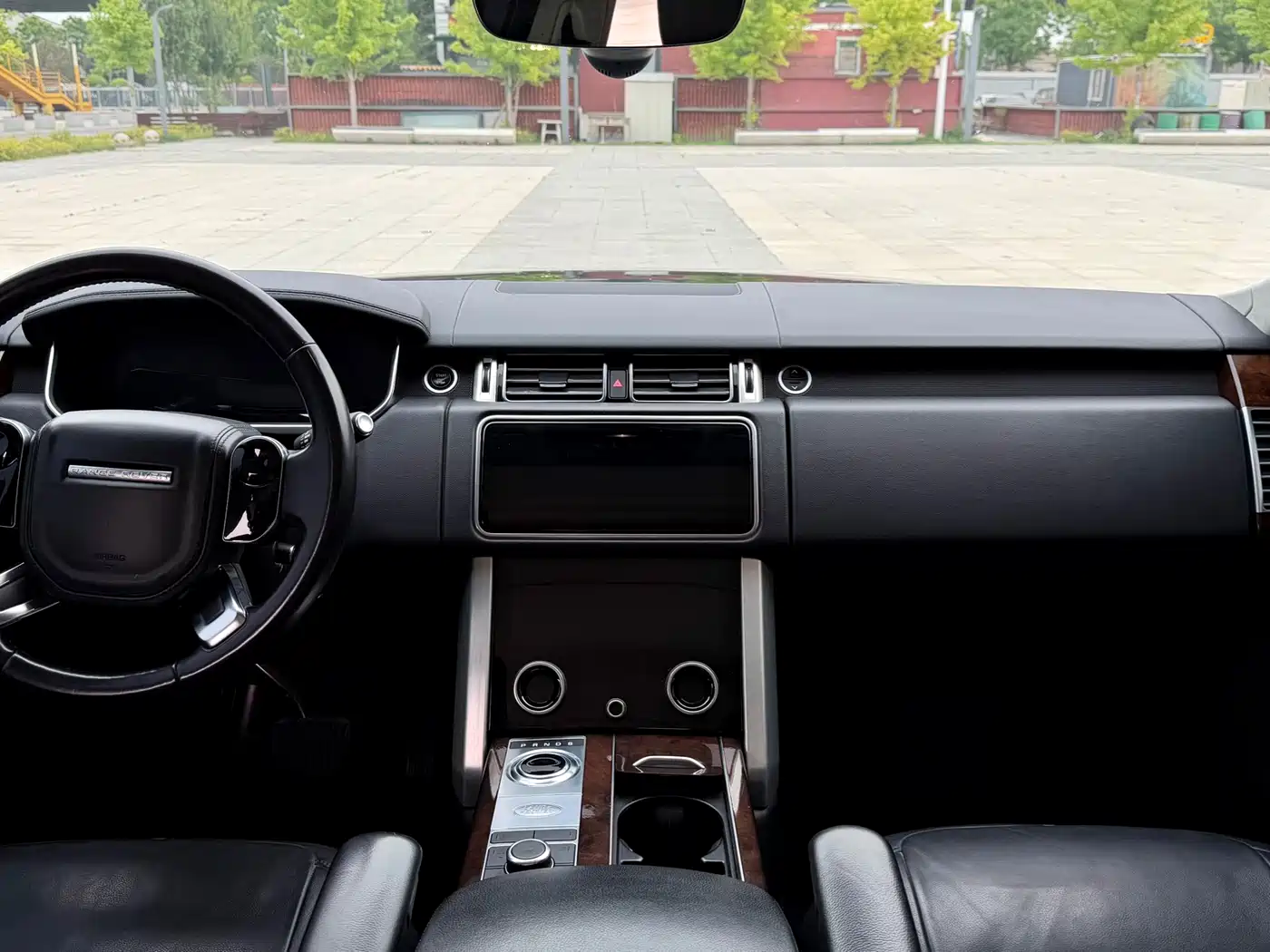 Land Rover Range Rover 2020 3.0 L6 Shengshi Edition фото 9