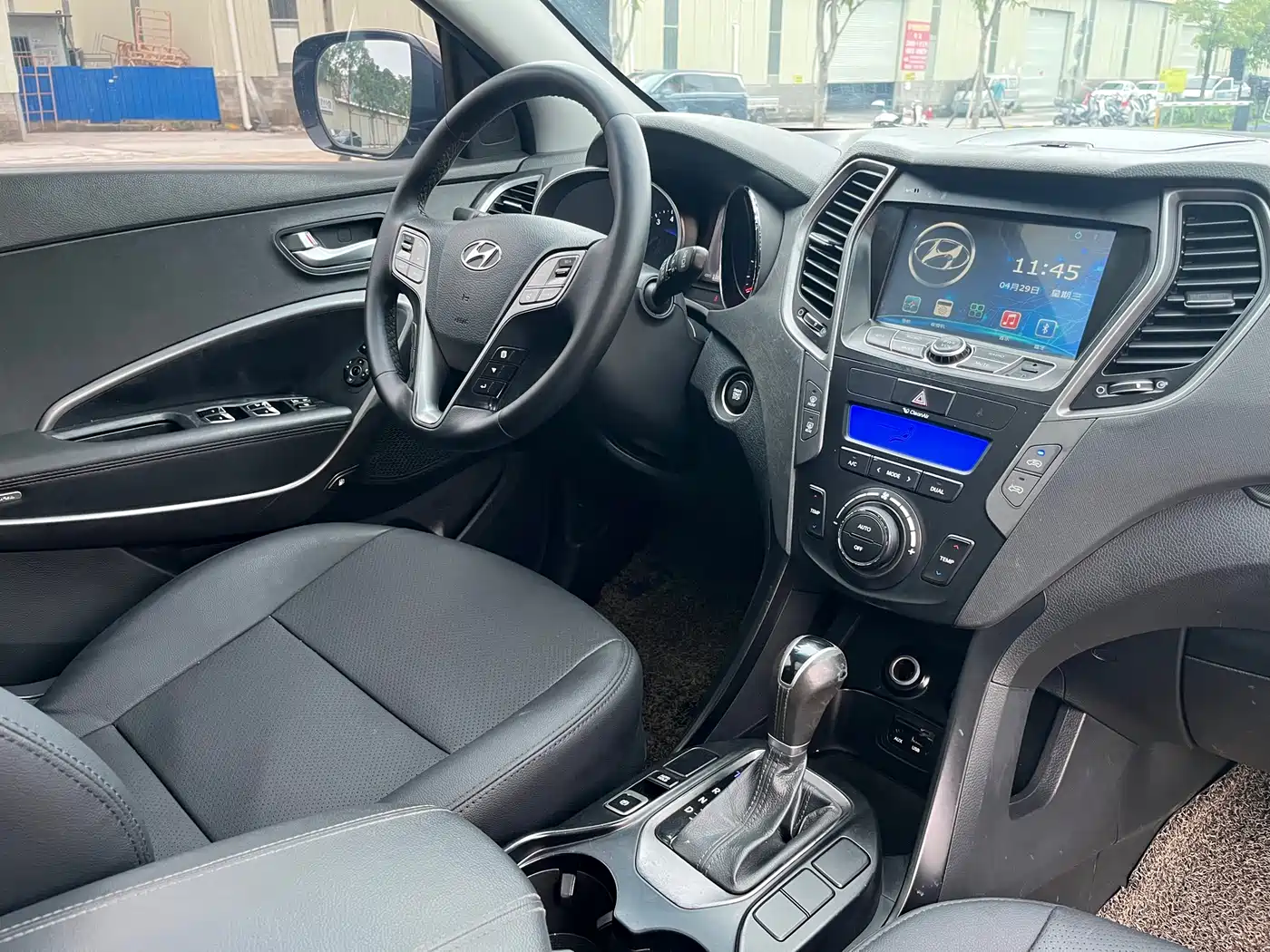 Hyundai Santa Fe 2013 Model 2.4L Automatic 2WD Smart фото 19
