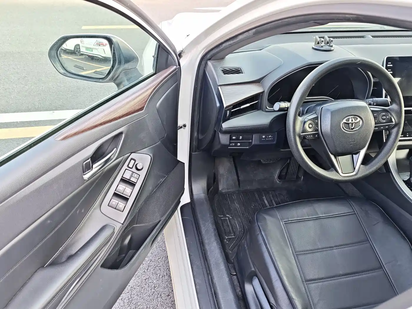 Toyota Avalon 2019 2.0L Progressive Edition (China VI) фото 13