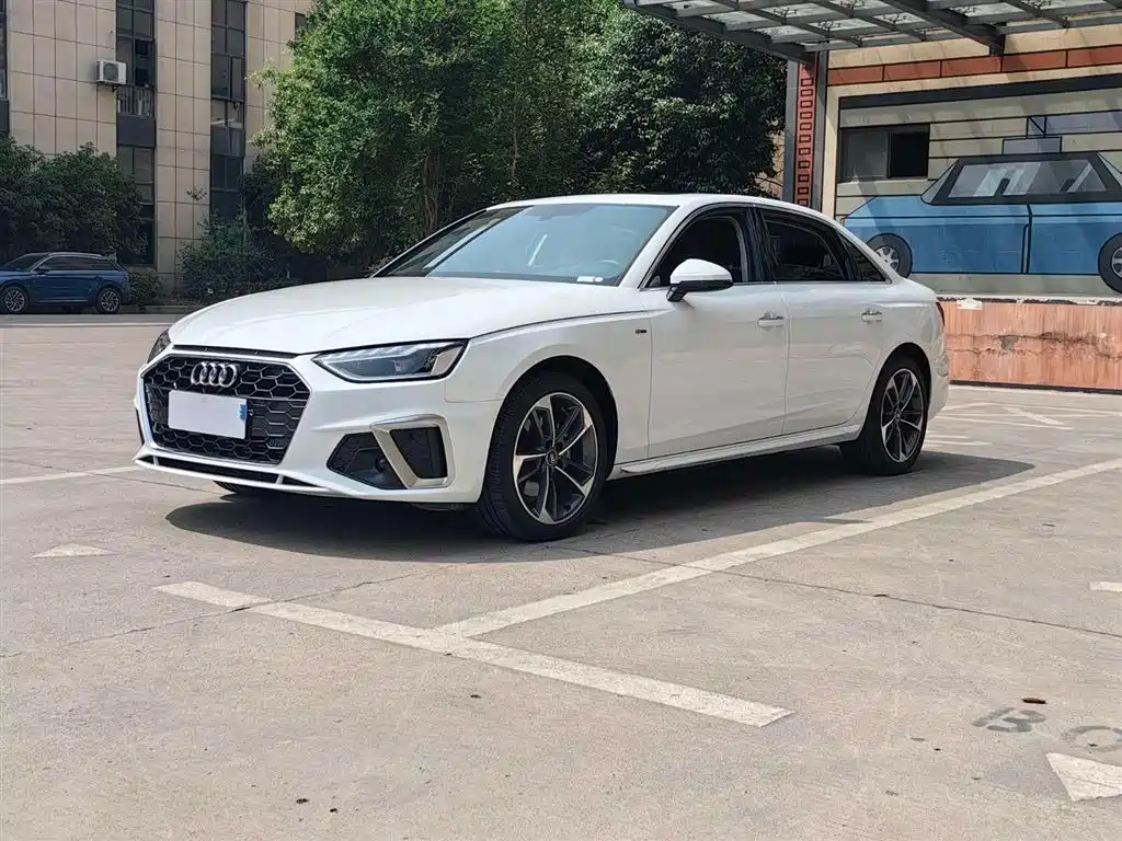 Audi A4L 2023 40 TFSI Fashion Dynamic